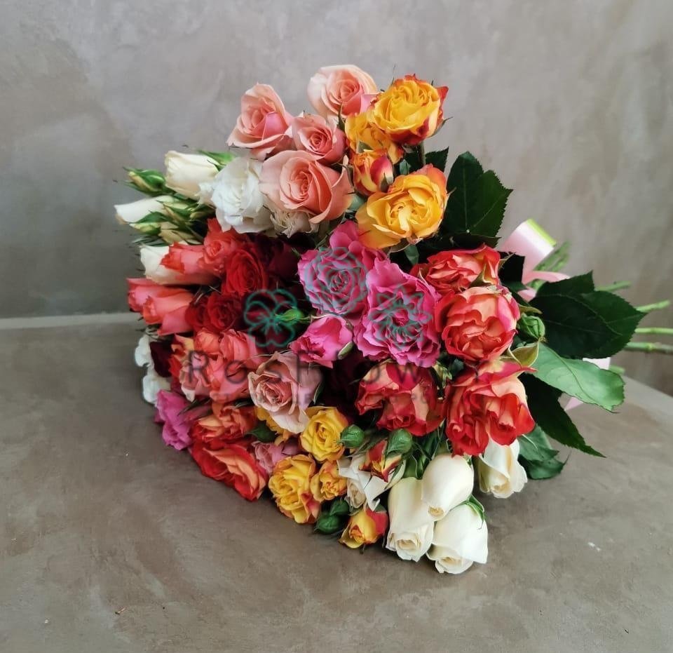 Букет цветов из: Розы в Бережки