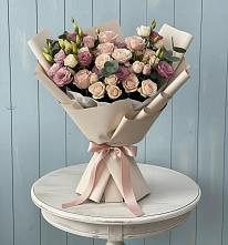 Букет цветов из:  Розы и Лизиантусы в Бережки