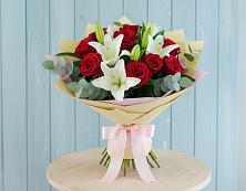 Букет цветов из:  Лилии и Розы в Бережки