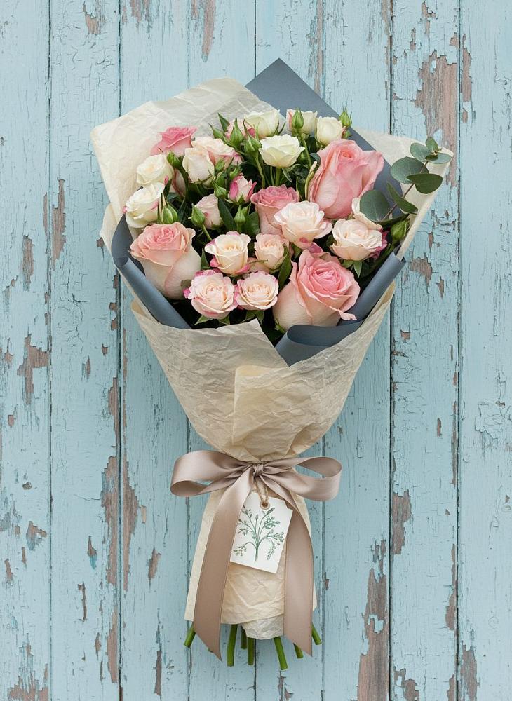 Букет цветов из: Розы в Бережки