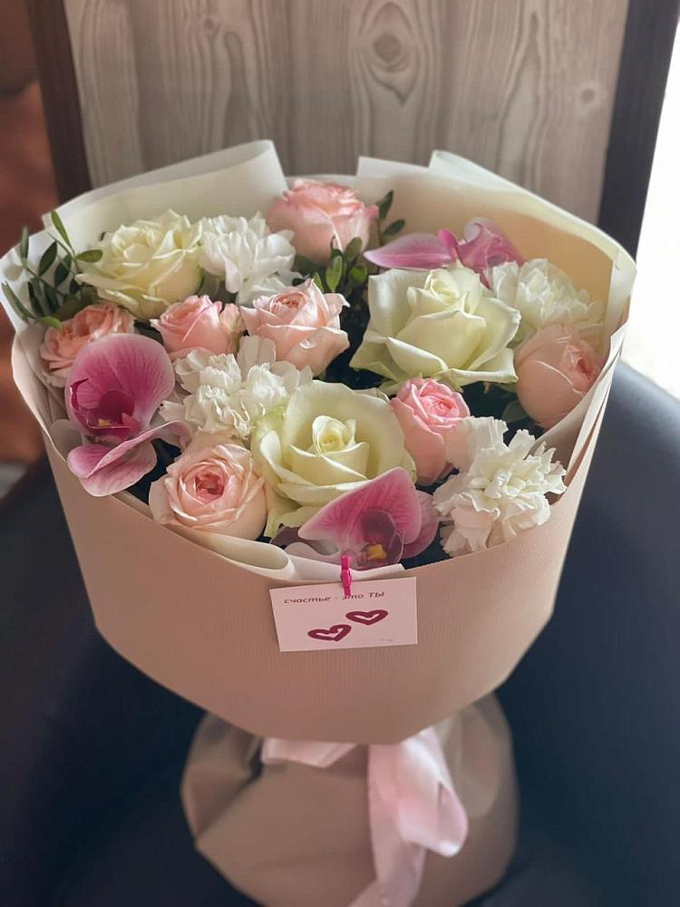 Букет цветов из: Орхидеи, Розы и Гвоздики в Бережки