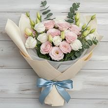 Букет цветов из:  Лизиантусы в Бережки