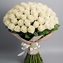 Букет 101 беля роза Белоснежка в Бережки
