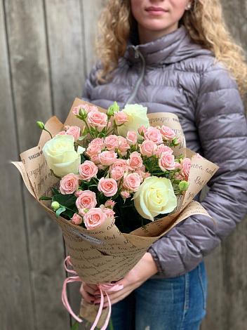 Букет цветов из: Розы в Бережки