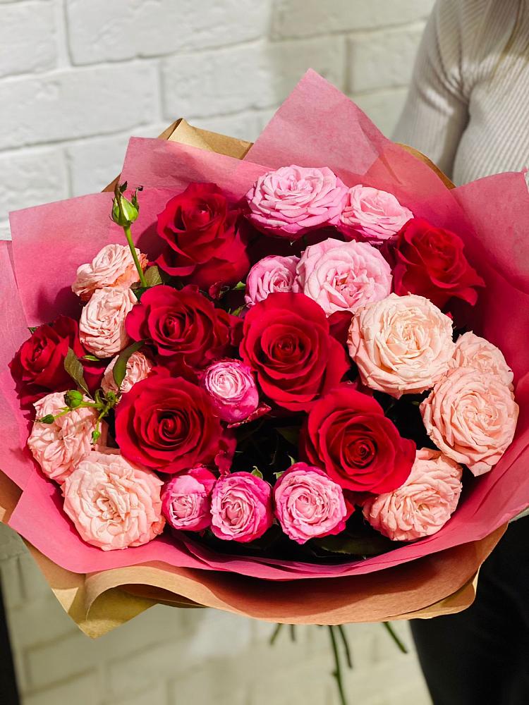 Букет цветов из: Розы в Бережки