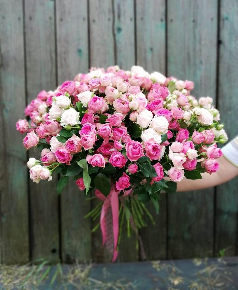 Букет Розовые кустовые розы Натали и Лав Лидия в Бережки