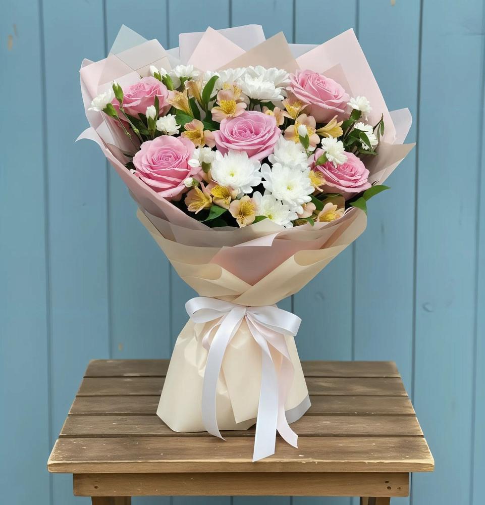 Букет цветов из: Гвоздики, Орхидеи и Розы в Бережки