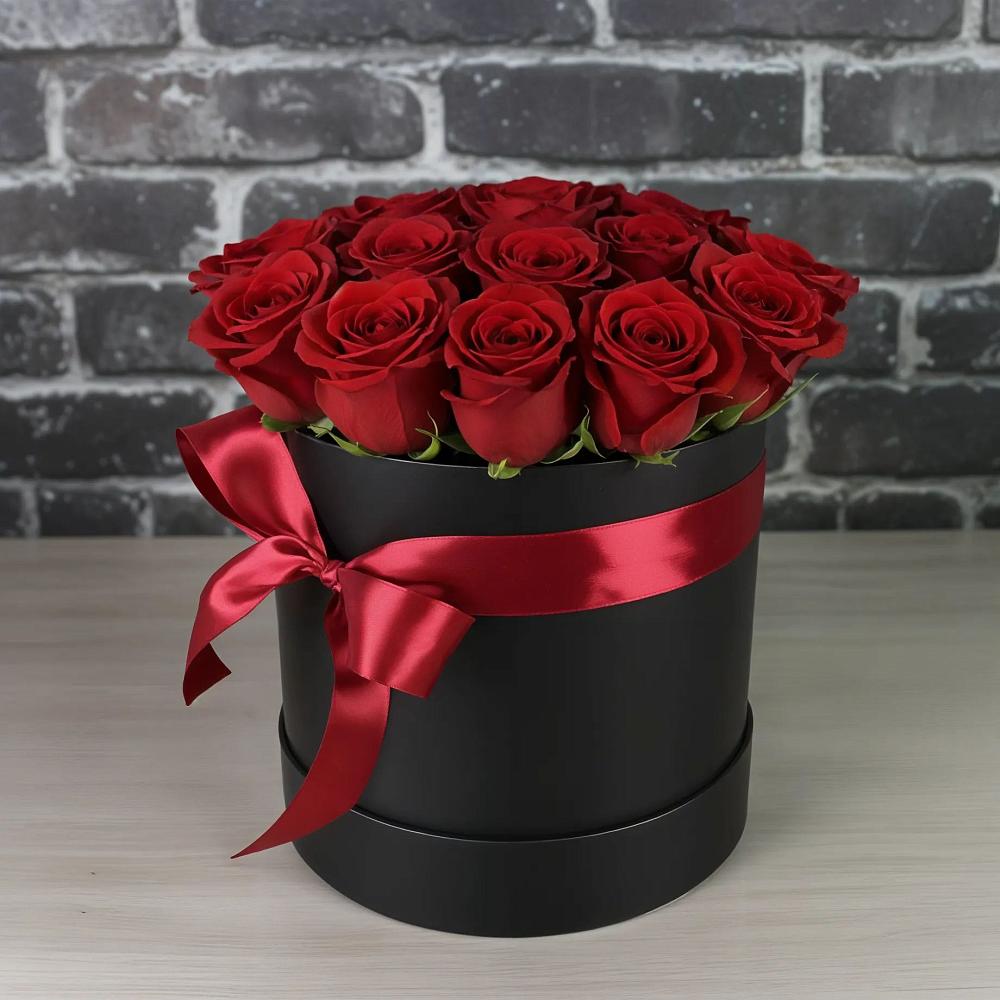 Цветочная композиция из Розы в шляпной коробке в Бережки